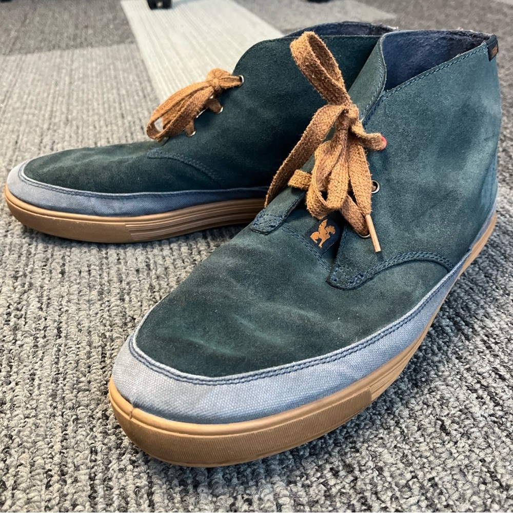 Chrome Industries Suede Indigo Men's Chukka Boots with Brown Soles